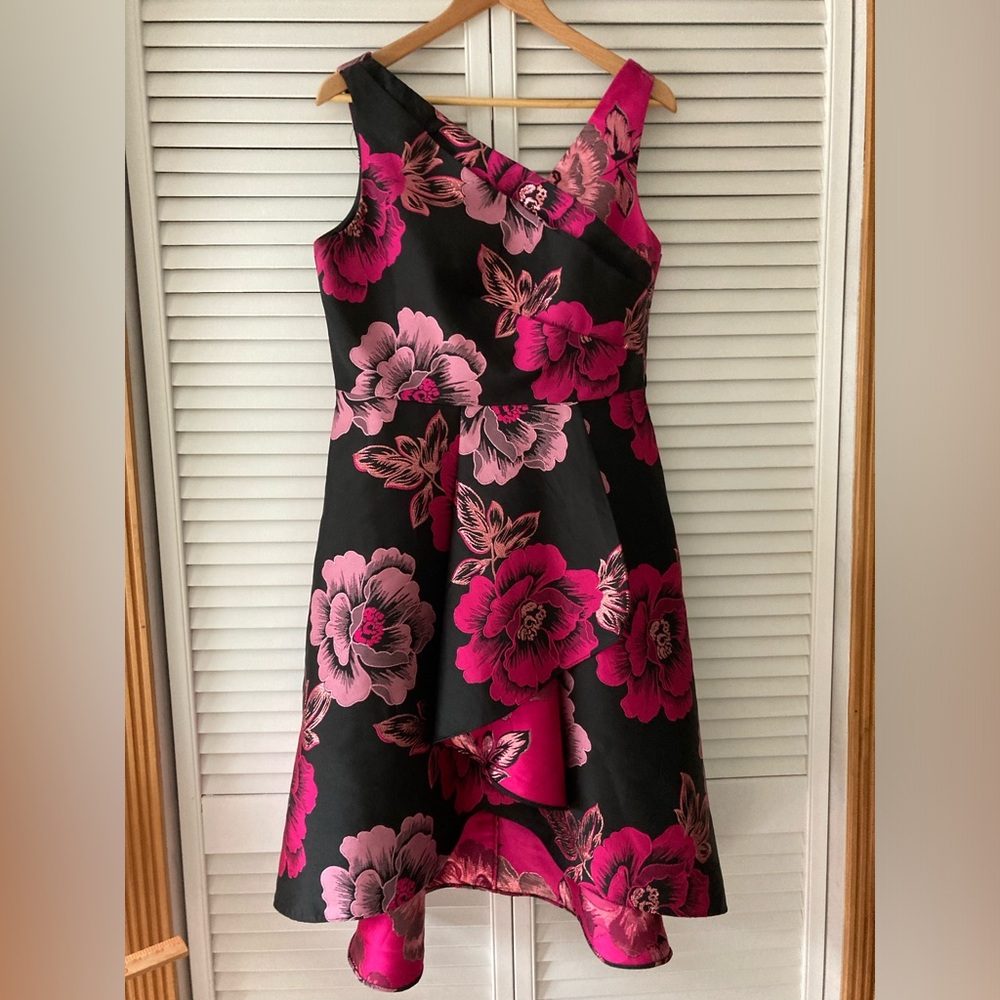 Adrianna Papell floral jacquard hight-low hem Pink and Black Floral Dress